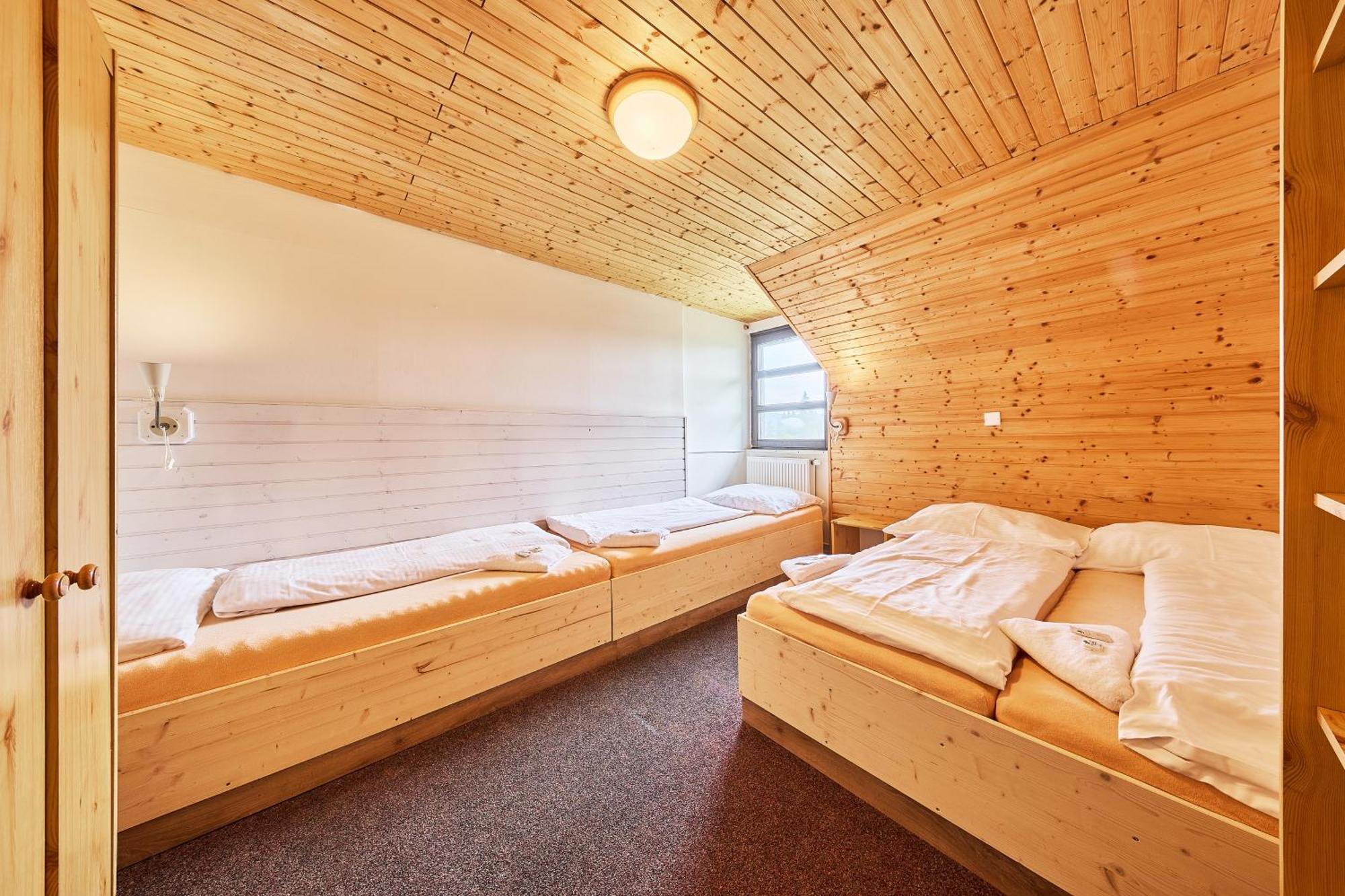 Modrokamenna Bouda Hotell Janske Lazne Exteriör bild